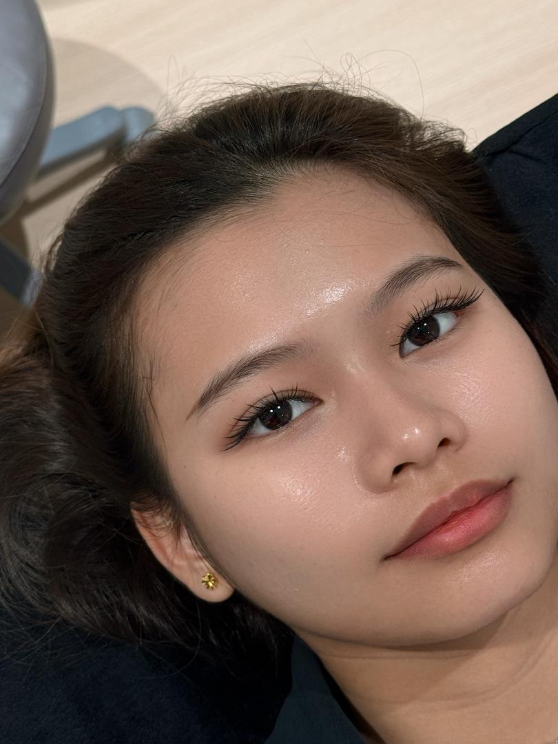 云层穿插 · Cloud Layer Lash