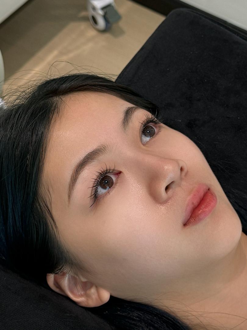 云层穿插 · Cloud Layer Lash