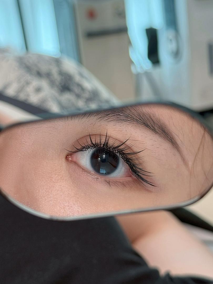 云层穿插 · Cloud Layer Lash